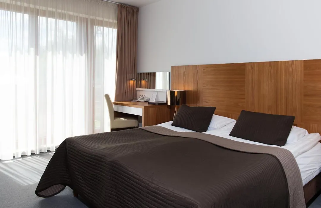 Bazuny Hotel&Spa-1